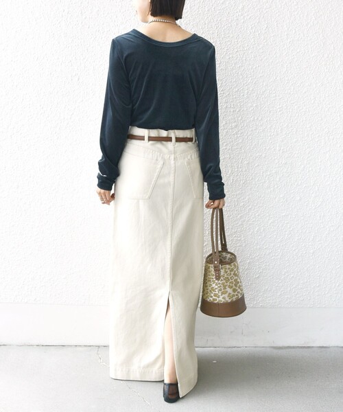SHIPS(シップス)の「〈手洗い可能〉シアー トリコット ポリエステル ベロア 前後2WAY ロングスリーブ(Tシャツ/カットソー・レディース・ネイビー/ダークグレー/オフホワイト・ONE SIZE)」の21枚目の写真
