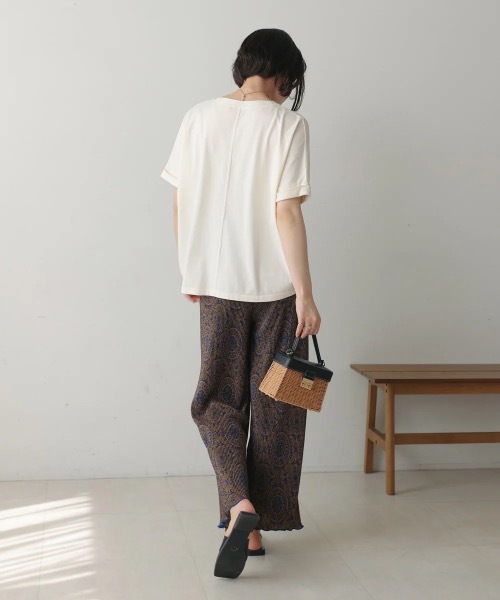 Bou Jeloud(ブージュルード)の「ヴィンテージPT.TEE(Tシャツ/カットソー・レディース・アイボリー/チャコールグレー・FREE)」の7枚目の写真