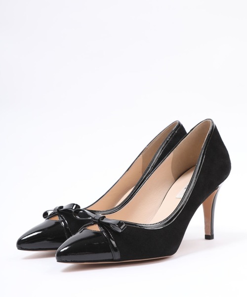 SEVEN TWELVE THIRTY(セヴントゥエルヴサーティー)の「LovelyWalk リボンコンビパンプス(パンプス・レディース・ブラック/ホワイト×ブラック/グレイッシュベージュ/ブラック系その他・22cm/22.5cm/23cm/23.5cm/24cm/24.5cm)」の3枚目の写真