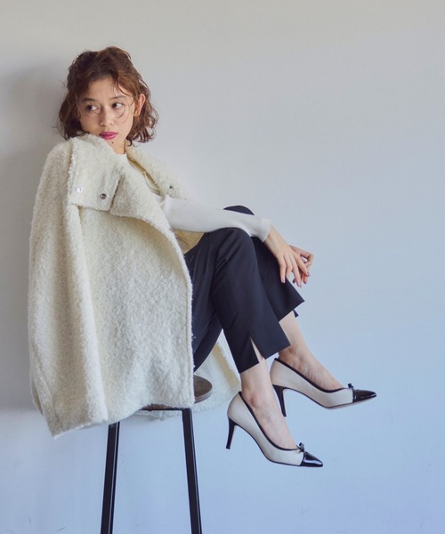 SEVEN TWELVE THIRTY(セヴントゥエルヴサーティー)の「LovelyWalk リボンコンビパンプス(パンプス・レディース・ブラック/ホワイト×ブラック/グレイッシュベージュ/ブラック系その他・22cm/22.5cm/23cm/23.5cm/24cm/24.5cm)」の18枚目の写真