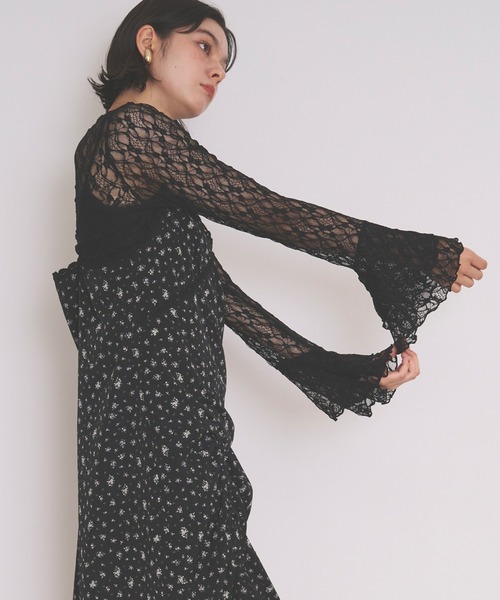 loin nuit(ロワンニュイ)の「bell sleeve lace tops / ベルスリーブレーストップス(Tシャツ/カットソー・レディース・アイボリー/ブラック・FREE)」の2枚目の写真