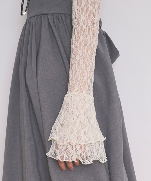 bell sleeve lace tops / ベルスリーブレーストップス（Tシャツ