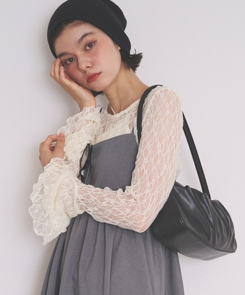loin nuit(ロワンニュイ)の「bell sleeve lace tops / ベルスリーブレーストップス(Tシャツ/カットソー・レディース・アイボリー/ブラック・FREE)」の17枚目の写真