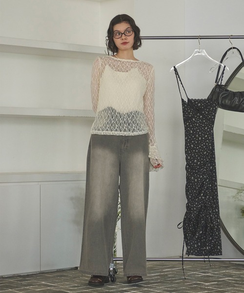 loin nuit(ロワンニュイ)の「bell sleeve lace tops / ベルスリーブレーストップス(Tシャツ/カットソー・レディース・アイボリー/ブラック・FREE)」の5枚目の写真