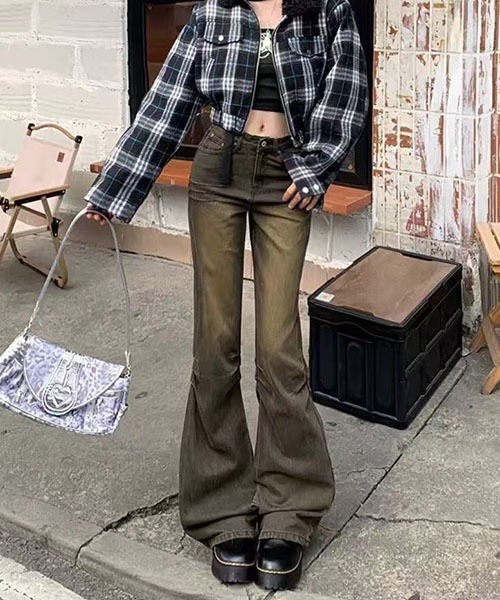gossip!ロサンゼルス(ゴシップロサンゼルス)の「ユーズド加工 ローライズフレアデニムパンツ レディース Y2K(デニムパンツ・レディース・イエロー・S/M)」の5枚目の写真