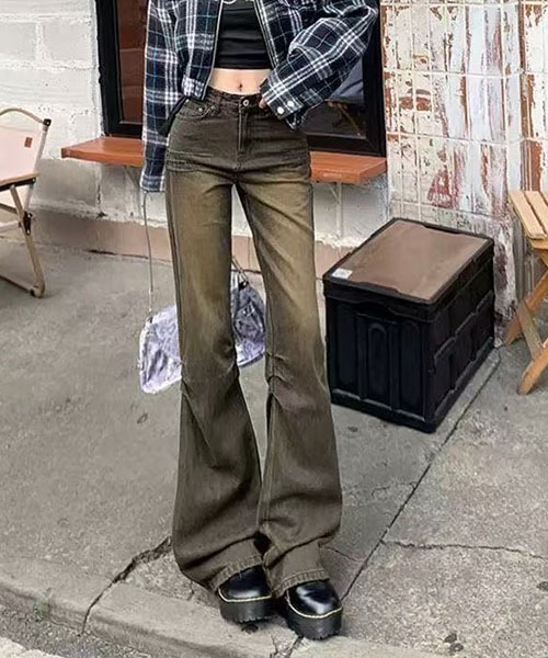 gossip!ロサンゼルス(ゴシップロサンゼルス)の「ユーズド加工 ローライズフレアデニムパンツ レディース Y2K(デニムパンツ・レディース・イエロー・S/M)」の2枚目の写真