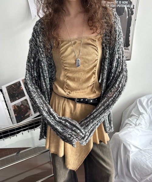 SHAGGIE(シャギー)の「【ViVi掲載】2WAYストラップウォッシュ加工ミニワンピース(ワンピース・レディース・ベージュ/グレー・FREE)」の2枚目の写真