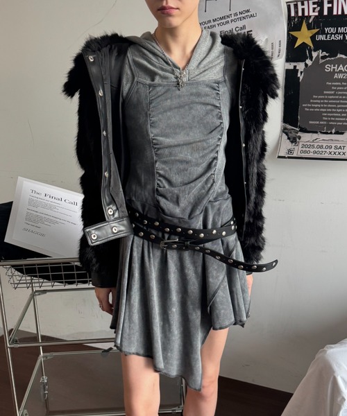 SHAGGIE(シャギー)の「【ViVi掲載】2WAYストラップウォッシュ加工ミニワンピース(ワンピース・レディース・ベージュ/グレー・FREE)」の1枚目の写真