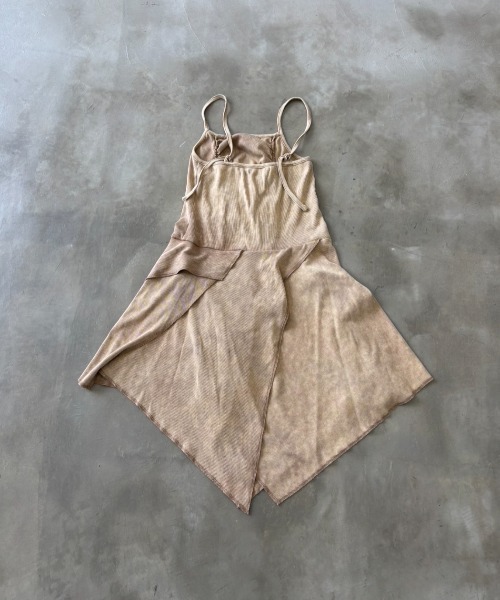 SHAGGIE(シャギー)の「【ViVi掲載】2WAYストラップウォッシュ加工ミニワンピース(ワンピース・レディース・ベージュ/グレー・FREE)」の11枚目の写真