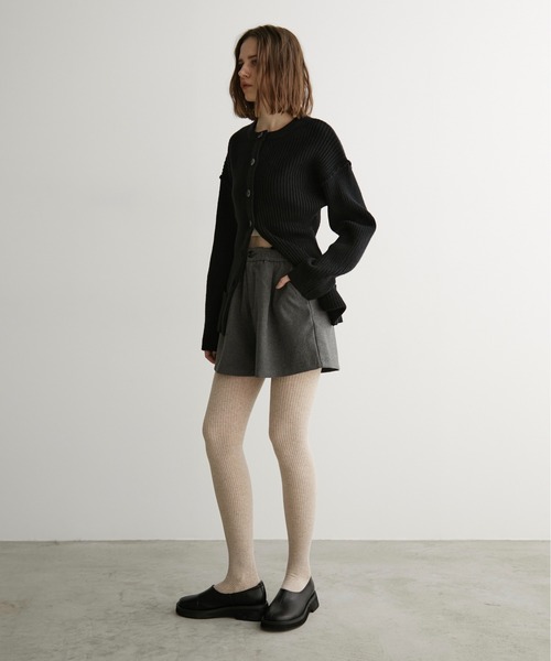 LOSCa(ロスカ)の「ウエストカーブリブニットカーディガン(カーディガン/ボレロ・レディース・レッド/グレー/ベージュ/ブラック・FREE)」の14枚目の写真