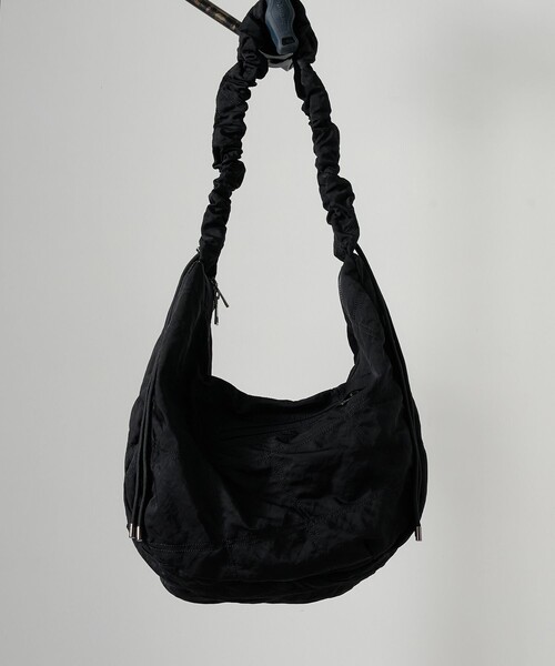 ドローストリングショルダーバッグ（ショルダーバッグ）｜PUBLIC TOKYO