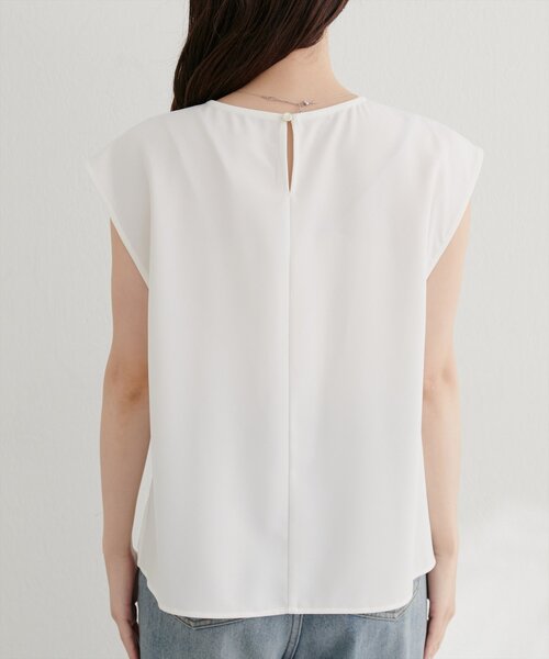 natural couture（ナチュラルクチュール）の「アシメフリルノースリブラウス（シャツ/ブラウス・レディース・オフホワイト/イエロー/ブラック・FREE）」の12枚目の写真