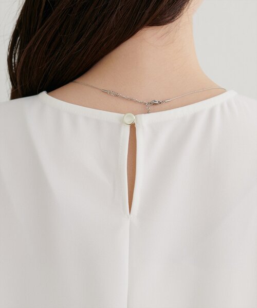 natural couture（ナチュラルクチュール）の「アシメフリルノースリブラウス（シャツ/ブラウス・レディース・オフホワイト/イエロー/ブラック・FREE）」の14枚目の写真