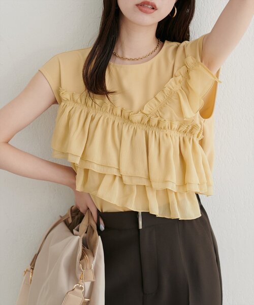 natural couture（ナチュラルクチュール）の「アシメフリルノースリブラウス（シャツ/ブラウス・レディース・オフホワイト/イエロー/ブラック・FREE）」の3枚目の写真