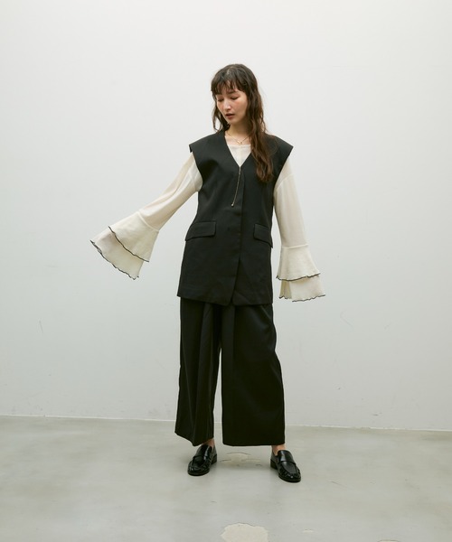 Lutim by u(ルチバイユー)の「Soft line gilet / ソフトラインジレ(ベスト・レディース・ブラック/ブラウン・FREE)」の3枚目の写真