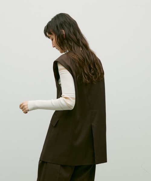 Lutim by u(ルチバイユー)の「Soft line gilet / ソフトラインジレ(ベスト・レディース・ブラック/ブラウン・FREE)」の9枚目の写真