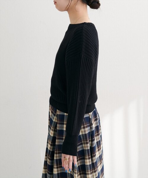 natural couture(ナチュラルクチュール)の「もちもちワイドリブぽわ袖ニット(ニット/セーター・レディース・ブラック/ブラウン/ボルドー/ラベンダー/モカ/アイボリー/グレー・FREE)」の22枚目の写真