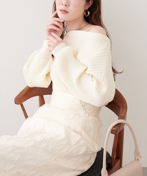 natural couture(ナチュラルクチュール)の「もちもちワイドリブぽわ袖ニット(ニット/セーター・レディース・ブラック/ブラウン/ボルドー/ラベンダー/モカ/アイボリー/グレー・FREE)」の2枚目の写真