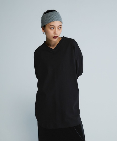 JEANASIS(ジーナシス)の「【Les Fleurs】ロゴシシュウVネックLS TEE/592978(Tシャツ/カットソー・レディース・ブラック/ホワイト・FREE)」の20枚目の写真