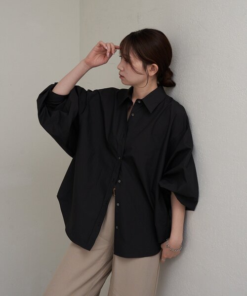russet（ラシット）の「【再値下げ】コットンオーバーシャツ（シャツ/ブラウス・レディース・ブラック/ホワイト・FREE）」の2枚目の写真