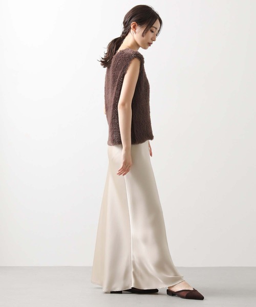 Gready Brilliant（グレディブリリアン）の「フェザークルーネックベスト（ニット/セーター・レディース・アイボリー/ベージュ/ブラウン・FREE）」の22枚目の写真