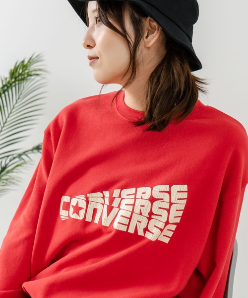 CONVERSE(コンバース)の「【CONVERSE/コンバース】クラックロゴ グラフィック スウェットトレーナー(スウェット・レディース・レッド/ブラック・MEDIUM)」の2枚目の写真