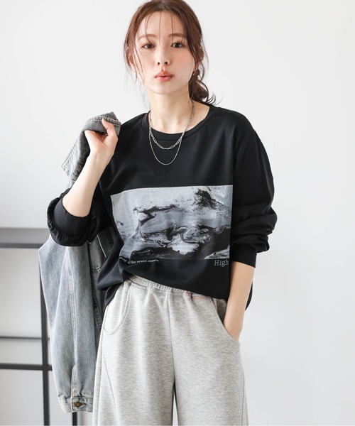 AMELY（エミリー）の「マーブルプリントロングTシャツ（Tシャツ/カットソー・レディース・ブラック/ホワイト・フリー）」の21枚目の写真