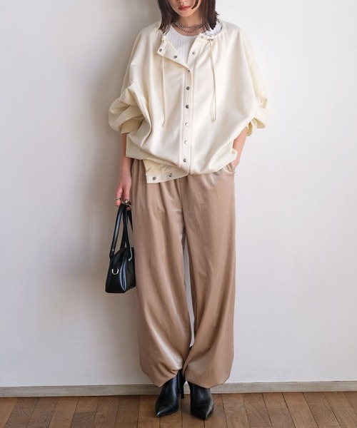 AKTE(アクテ)の「ベロアストレートパンツ(その他パンツ・レディース・ベージュ/バーガンディー/レオパード・FREE/TALL)」の10枚目の写真
