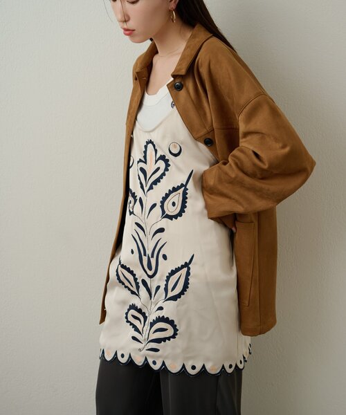 Omekashi（オメカシ）の「サテン刺繍キャミチュニック（キャミソール・レディース・チャコールグレー/オフホワイト・FREE）」の19枚目の写真