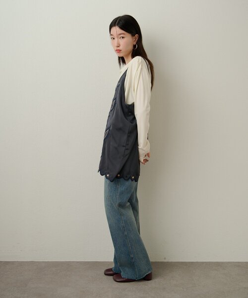 Omekashi レイヤードキャミチュニック 黒刺繍＆エクリュ ２点セット Omekashi レイヤードキャミチュニック 黒刺繍＆エクリュ 2点セット