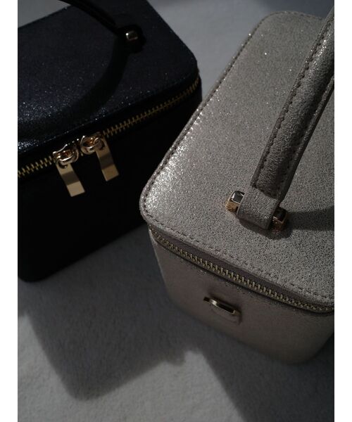 LAGUNAMOON（ラグナムーン）の「LADYラメバニティバッグ（ハンドバッグ・レディース・ゴールド/ブラック・FREE）」の5枚目の写真