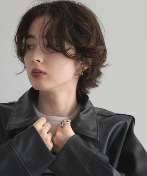 &. NOSTALGIA（アンドドットノスタルジア）の「フェイクレザー襟付きブルゾン（ブルゾン・レディース・アイボリー/ブラック・M）」の9枚目の写真