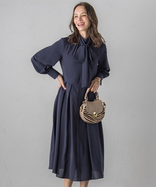 Viaggio Blu（ビアッジョブルー）の「ボウタイワンピース≪手洗い可能≫（ワンピース・レディース・ネイビー/ブルー系その他・S/M/L）」の6枚目の写真