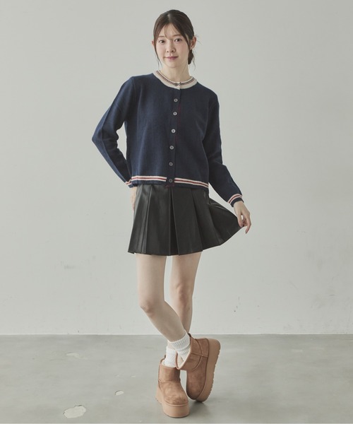 VIVID LADY(ビビッドレディー)の「ベルト付きフェイクレザープリーツミニスカート(スカート・レディース・ブラック・SMALL/MEDIUM)」の3枚目の写真
