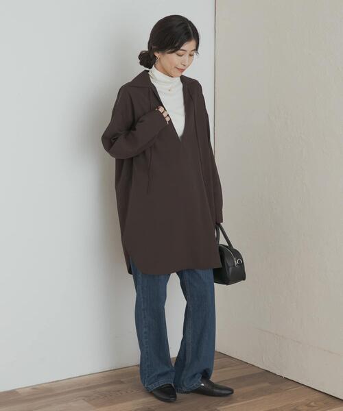 URBAN RESEARCH DOORS(アーバンリサーチドアーズ)の「スキッパーチュニックシャツ(シャツ/ブラウス・レディース・ブラック/ブラウン・MEDIUM)」の19枚目の写真