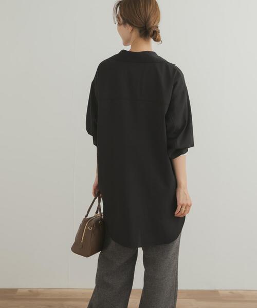 URBAN RESEARCH DOORS(アーバンリサーチドアーズ)の「スキッパーチュニックシャツ(シャツ/ブラウス・レディース・ブラック/ブラウン・MEDIUM)」の3枚目の写真