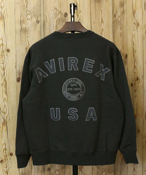 AVIREX（アヴィレックス）の「AVIREX 50th VARSITY CREWNECK SWEAT（スウェット・メンズ・エンジ/ホワイト/チャコールグレー・M/L/XL/XXL）」の2枚目の写真