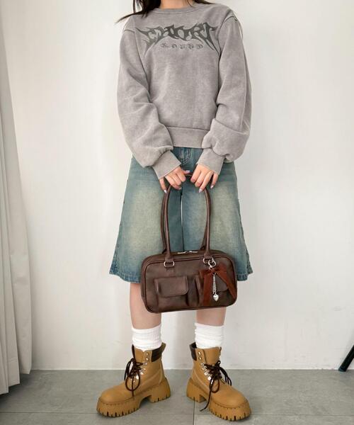 WEGO(ウィゴー)の「WEGO/チャーム付きスクエアボストンバッグ(ショルダーバッグ・レディース・ベージュ/ブラウン/ブラック/ライトベージュ/ワイン・FREE)」の14枚目の写真