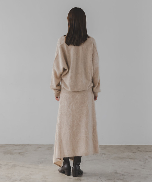 【新品未使用】ELENI NOBLE エルニ ファーカシミヤVネックニット ELENI/エルニ ファーカシミヤVネックニット（ニット／セーター