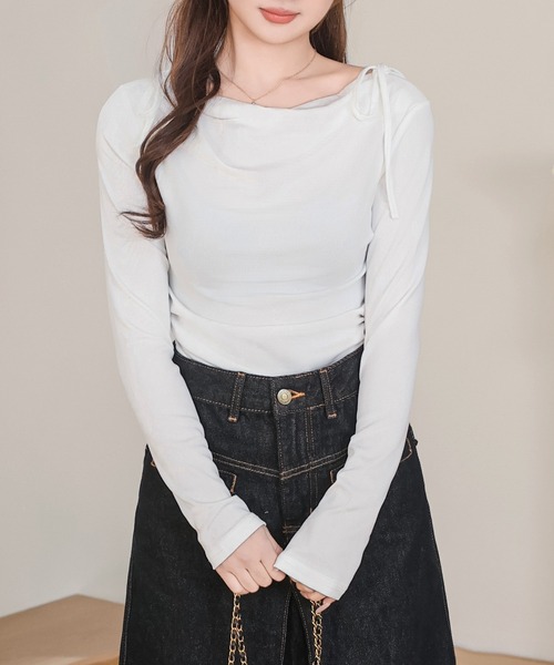 Anely(アネリー)の「ドレープネック ツイン リボン サイドギャザー トップス(Tシャツ/カットソー・レディース・ピンク/ホワイト・FREE)」の13枚目の写真
