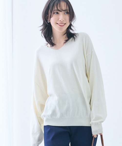 セール】高身長 肌ざわりなめらか 変形Vネックドルマンニットトップス