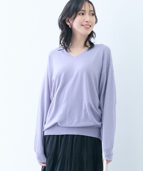 slattgir(スラットジール)の「高身長 肌ざわりなめらか 変形Vネックドルマンニットトップス (トールサイズ)(ニット/セーター・レディース・ブラック/ラベンダー/モカ/オフホワイト・TL/TM/TLL)」の6枚目の写真