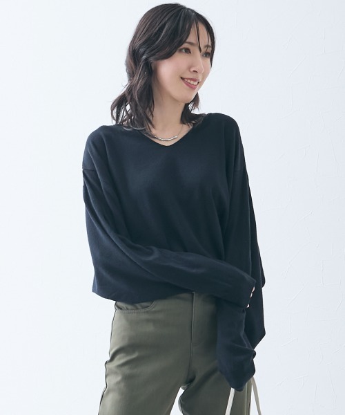 slattgir(スラットジール)の「高身長 肌ざわりなめらか 変形Vネックドルマンニットトップス (トールサイズ)(ニット/セーター・レディース・ブラック/ラベンダー/モカ/オフホワイト・TL/TM/TLL)」の13枚目の写真
