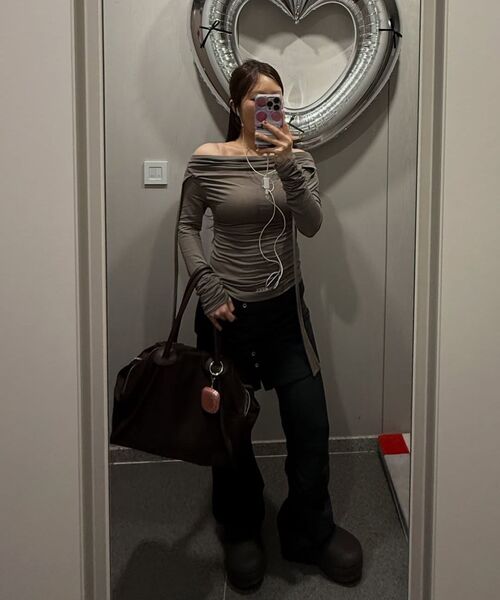 Miseki SEOUL(ミセキソウル)の「Draped shirt skirt pants SET CHARCOAL(その他パンツ・レディース・その他・1/2)」の6枚目の写真