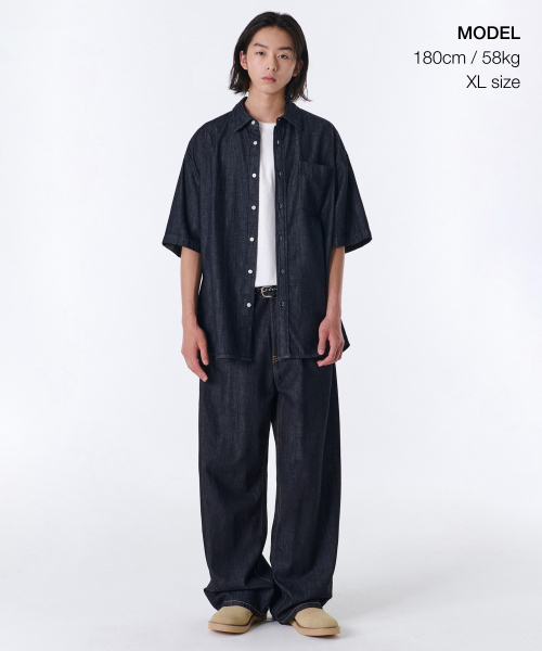 MUSINSA STANDARD（ムシンサスタンダード）の「オーバーサイズ半袖デニムシャツ[ディープインディゴ]（シャツ/ブラウス・メンズ・その他・SMALL/MEDIUM/LARGE/X-LARGE/XX-LARGE）」の2枚目の写真