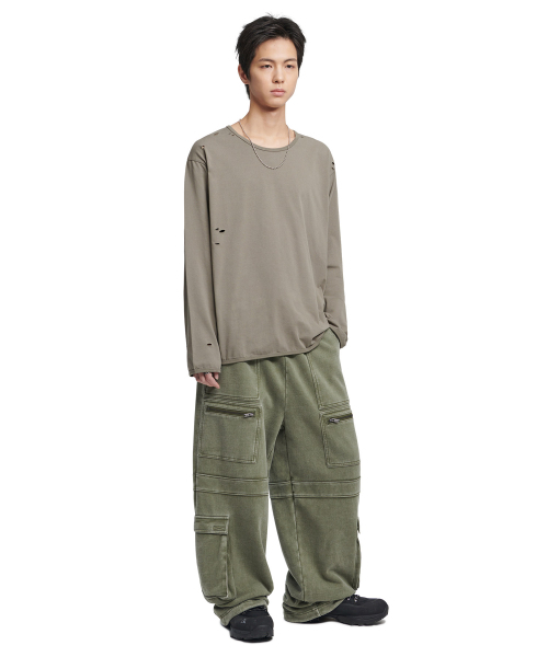 NOMANUAL(NOMANUAL)の「MULTI CARGO SWEATPANTS - WASHED KHAKI(スウェットパンツ・レディース・その他・SMALL/MEDIUM/LARGE/X-LARGE)」の3枚目の写真