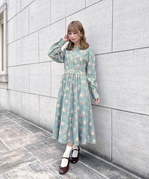 F i.n.t(フィント)の「レース使いレトロ花柄ワンピース/fint フィント(ワンピース・レディース・ミント/ブルーグレー・FREE)」の19枚目の写真