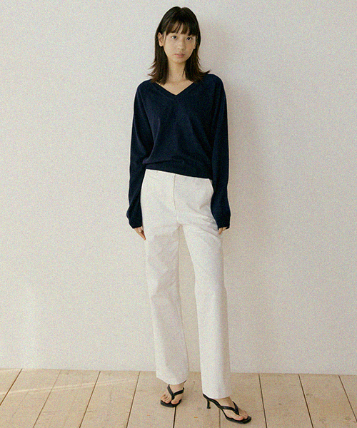 LINGSEOUL(リングソウル)の「merino wool V-neck knit top-navy(ニット/セーター・レディース・その他・FREE)」の4枚目の写真