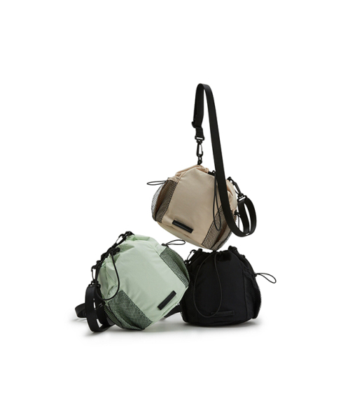 LAP(ラップ)の「STRING POCKET CROSS BAG AR7AB240(メッセンジャーバッグ・レディース・ブラック/ベージュ/グリーン・FREE)」の12枚目の写真
