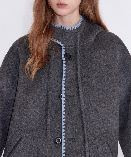 Fano Studios（ファノ ストゥディオズ）の「ウエーブステッチ ウールミドル丈フードコート FD25W155【Fano Studios】【2025AW】（その他アウター・レディース・グレー・L/M/S）」の8枚目の写真